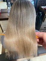 ヘアリゾート粋 ティガ 池袋店(tiga)&nbsp;艶髪/髪質改善/ストレート/ホワイトベージュ