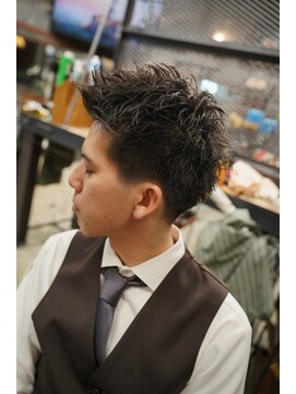 スパイキーショート