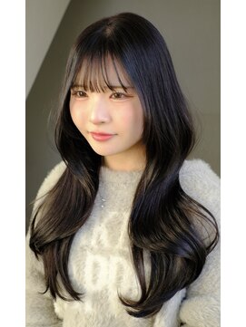 スリー スタンド(THREE STAND) 韓国ヘア/ナチュラルレイヤー/ロングレイヤー/美髪ストレート