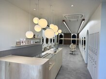 コレハ トレス 日野(CoReha tores)の雰囲気（広い店内でゆったり過ごせます♪お子様やベビーカーも可＊）