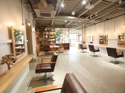 ソーイ ヘアアンドライフスタイル ショップ(SO-E HAIR&LIFESTYLE SHOP)の写真