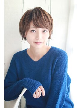 プティルカ(PutiLuca D.C.) ニュアンスカールのショートスタイル