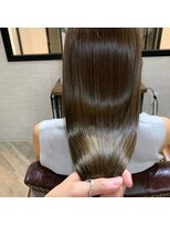 ネウィ グランデ 横浜(newi grande)&nbsp;大人かわいいエギョモリ ミルクティーブラウン ひし形シルエット