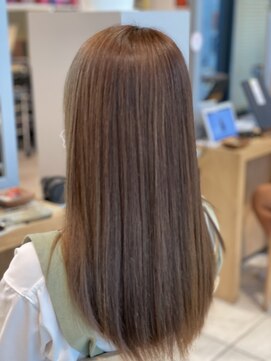 エムプラス センター北(M.plus) ベージュブラウン/ストレートパーマ