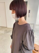 ジリ(JILI) 【大人女子】切りっぱなしボブ×カシスカラー 福永