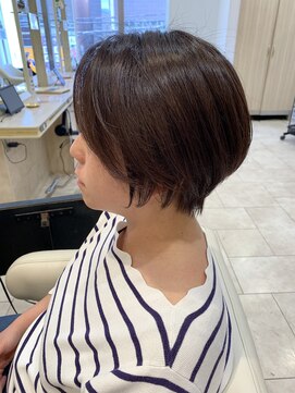 アッシュ 仙川店(Ash) 40代50代60代ショートボブ/デザインカラー/メリハリショート/