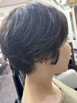 ピックアップ(Pick UP) ショートヘア パーマ ラフウェーブ  ゆるカール