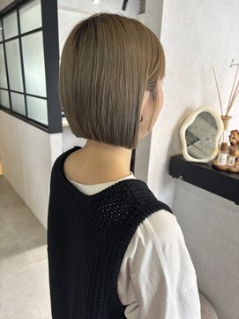 シロ 鯖江店(shiro) ミニボブ/ヘーゼルベージュ