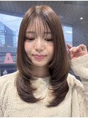 小顔にみえるハッシュカット