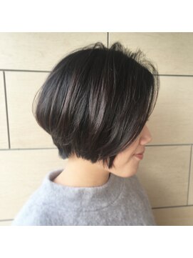 シャンティーク(shanteek) 【平垣内】大人っぽいショート