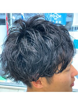 ディータ(Dita) ツーブロックのパーマできまる。