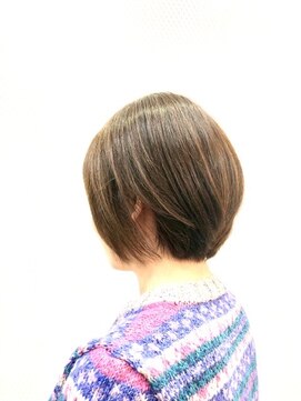 クオリス 上福岡店(QUALIS) 大人かわいい丸みのあるショートマッシュ/小顔ショート/艶カラー