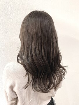 バズ ビー(BUZZ Bee) アッシュベージュ