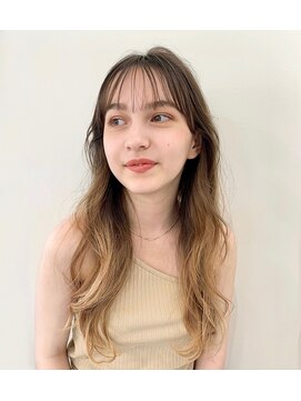 レジーロ (Regilo) 2wayバング ハイライトカラー