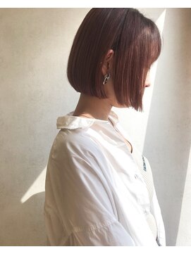 シツ(situ) ピンクベージュボブ