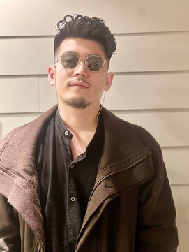 ダッド(DAD) 【Textured Pomp】