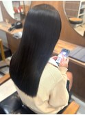 艶トリートメント　黒髪　髪質改善ストレート　切りっぱなし