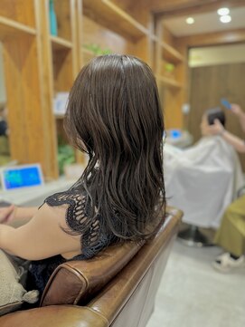 アドラーブル 駅南店(adorable) 【カーキグレージュ】20代30代40代◎髪質改善カラー