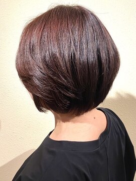 30代40代50代大人ショート前髪なしショートレイヤーバーガンディ