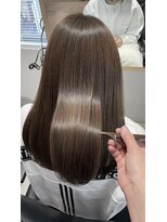 シキ 戸塚(Shiki.)&nbsp;着物ヘア/大人ガーリー/ダークアッシュ/似合わせカット/戸塚