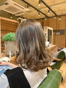 ロコ(loco)の写真/《当日予約OK/片原町駅5分》大人女性の髪質や悩みに寄り添い、“いま一番素敵な私”を叶えてくれるサロン♪