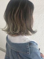 インビテーション(invitation) 外国人風ハイライトグラデーション