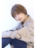 イメチェンひし形シルエット束感ショートマッシュグレーベージュ
