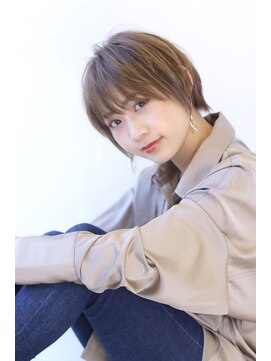 オーロ 宝塚店(ORO) イメチェンひし形シルエット束感ショートマッシュグレーベージュ