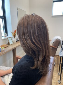 リブヘア(LiB hair) シークレットハイライト×ローレイヤー