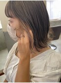 グレージュ×ベージュ×イヤリングカラー