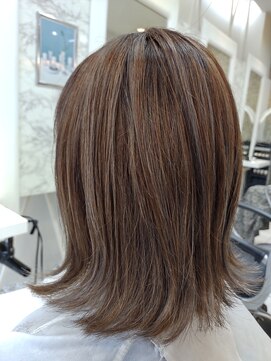 ヘアーデザインムーヴ(Hair design MOVE) 馴染ませ白髪ぼかしハイライト