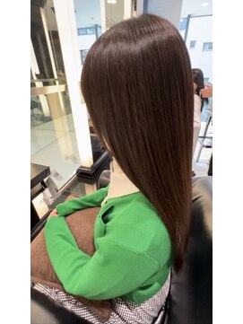 エアー 銀座タワー(AIR) ツヤ髪スタイル/くすみカラー/美髪/レイヤーカット【榛葉】