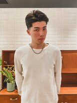 ルアウラフ(LUAU LOUGH)&nbsp;【YASU】就活生にもオススメ！ネオ七三/Instagram-@yasu_lough_