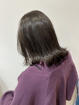 バーグ ドゥ(Bague deux) アッシュグレー外ハネボブ