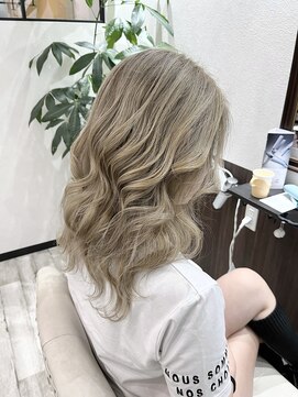 ベルヘアーデザイン 堺東(Belle hair Design) ハイトーン/ブロンド/ブリーチ/ケアブリーチ/外国人風/堺東