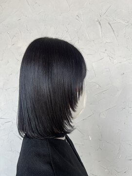 チャルム (Charom) 顔まわりレイヤースタイル