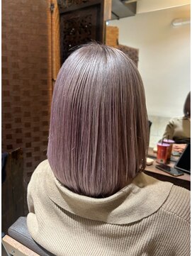 ヘアリゾート粋 ティガ 池袋店(tiga) ミディアムボブ/ホワイトパープル
