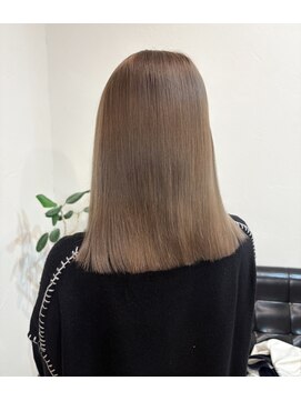 ミルクティーベージュ