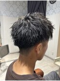 スパイキーショートパーマビジネスヘアセンターパートコンマヘア