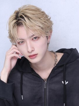 リップス 吉祥寺店 (LIPPS) ブロンドフェザーショート