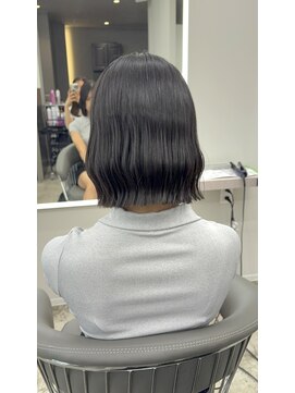 ラナ カスガイ(Lana KASUGAI) 軽すぎない肩上ボブ