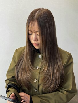 リエンスクレア(RIENS xrea) レイヤースタイル_勝浦悠加