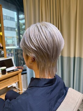 ティグルフォーヘア(TIGRE for hair) ホワイトシルバー/ハイトーンカラー/ケアブリーチ