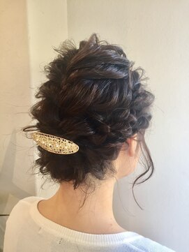 フェリア サウスガーデン(felia southgarden) 【felia】お呼ばれにぜひ!人気の編み込みアップスタイル