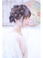 メイズ(MAZE)&nbsp;【メイズ・東中野】ふわふわ編み込みアレンジ
