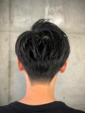 バーバーバー 八広(BARBER-BAR) 爽やかネープレスショート【バーバーバー 八広】