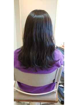 リト(Lit) 【大人可愛い】大人気切りっぱなしセミロング小顔揺れるヘア