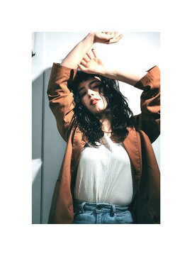 エムスラッシュ たまプラーザ(M.SLASH) mslash bonheur モードなソフトソバージュパーマ