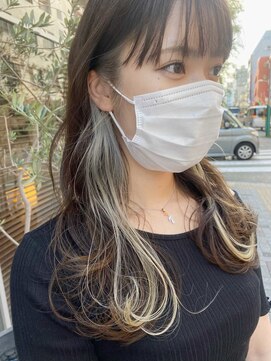 ビーワールド(B WORLD) ホワイトインナーカラー【藤枝/髪質改善/デザインカラー】