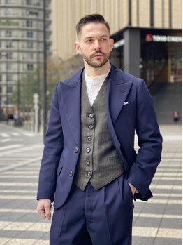 アイコン ブルー メンズ(I-CON #blue MEN'S)の写真/清潔感のある「大人のメンズヘア」なら当店へ。第一印象で周りと差が付くスタイルに。[池袋/バーバー]